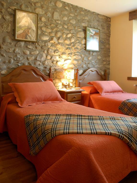 Mas Mallol Puigcerda Room photo